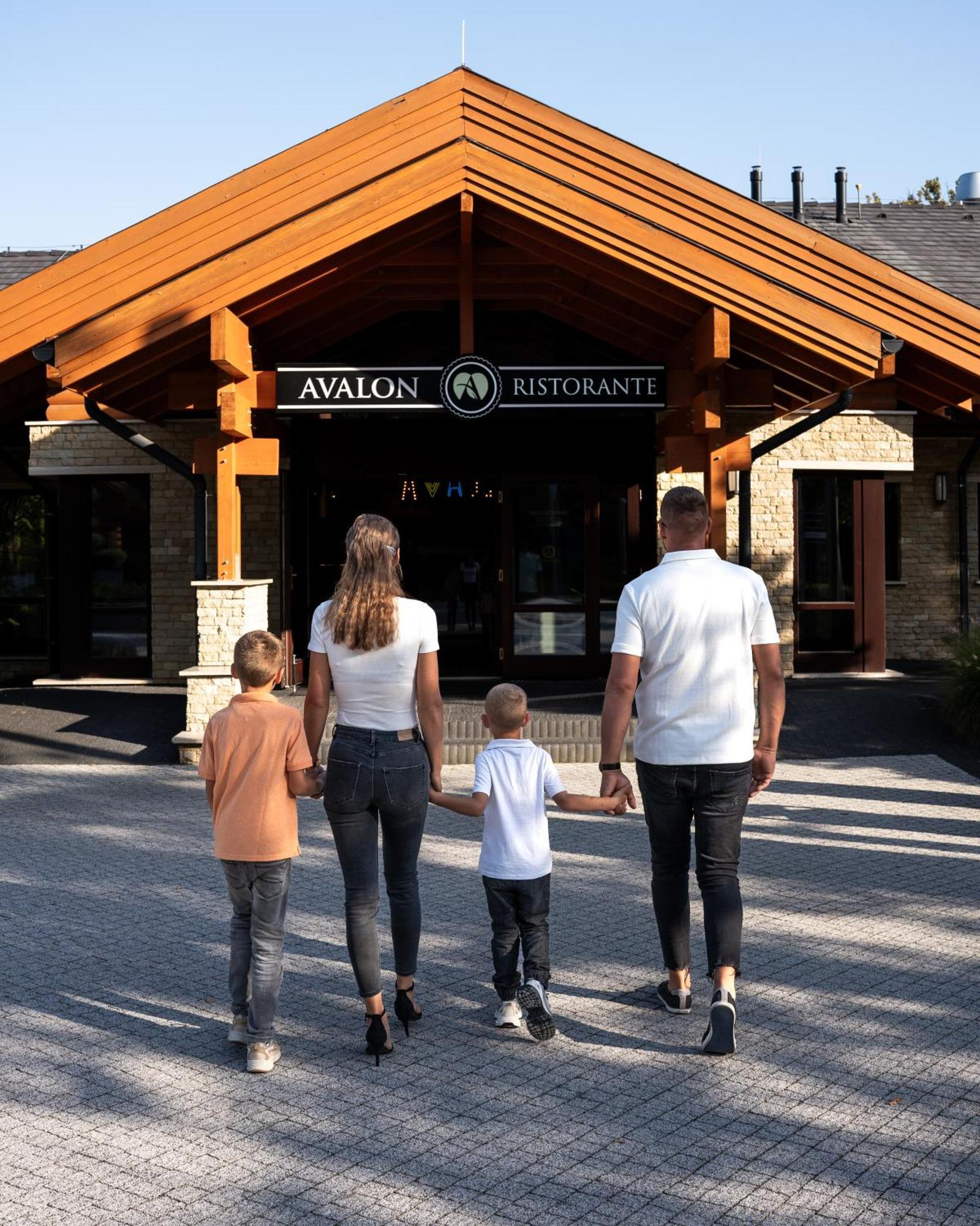 Avalon Resort & Spa Мишкольц Экстерьер фото